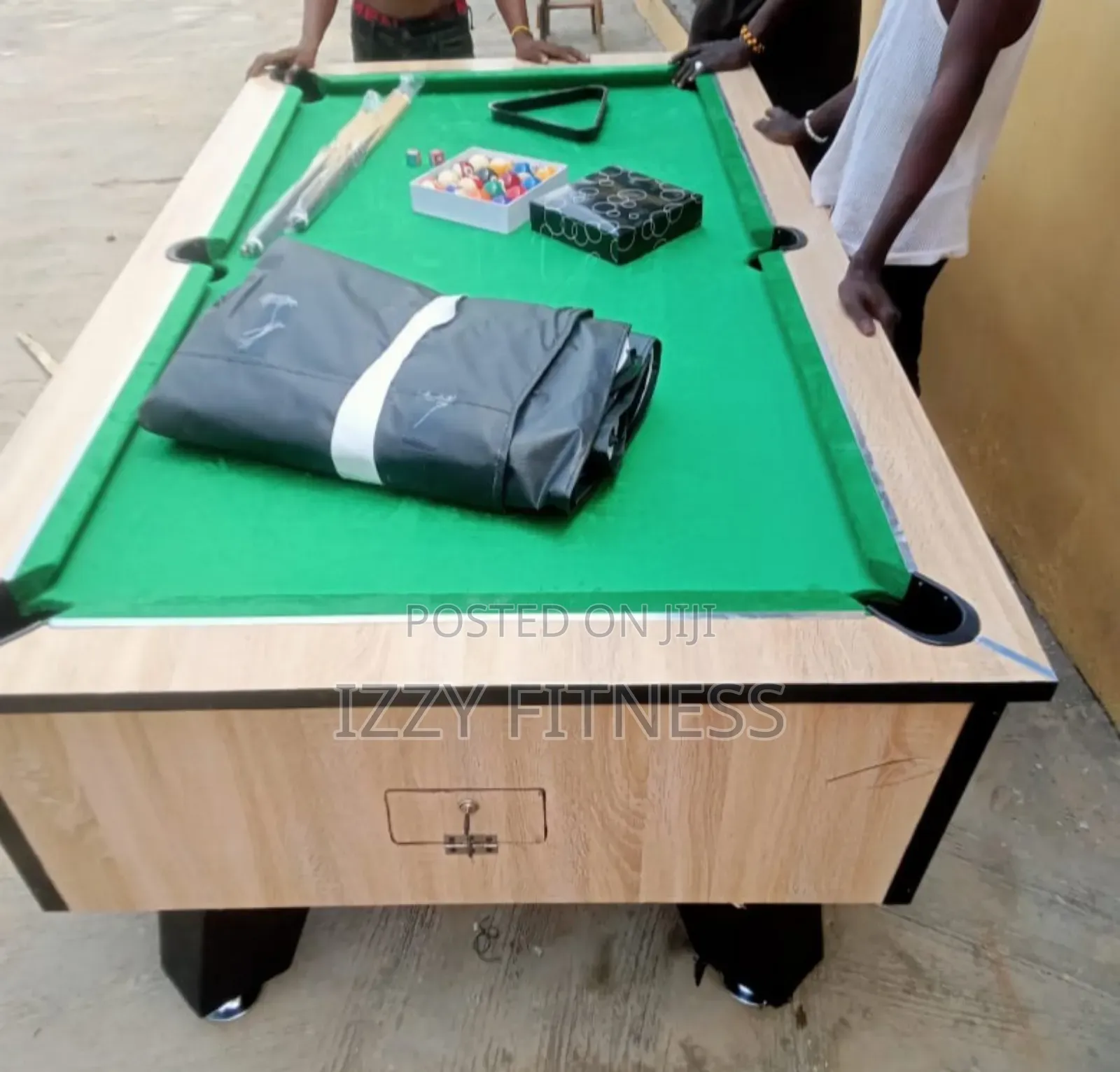 HDF Snooker Board With Accessories and Cover