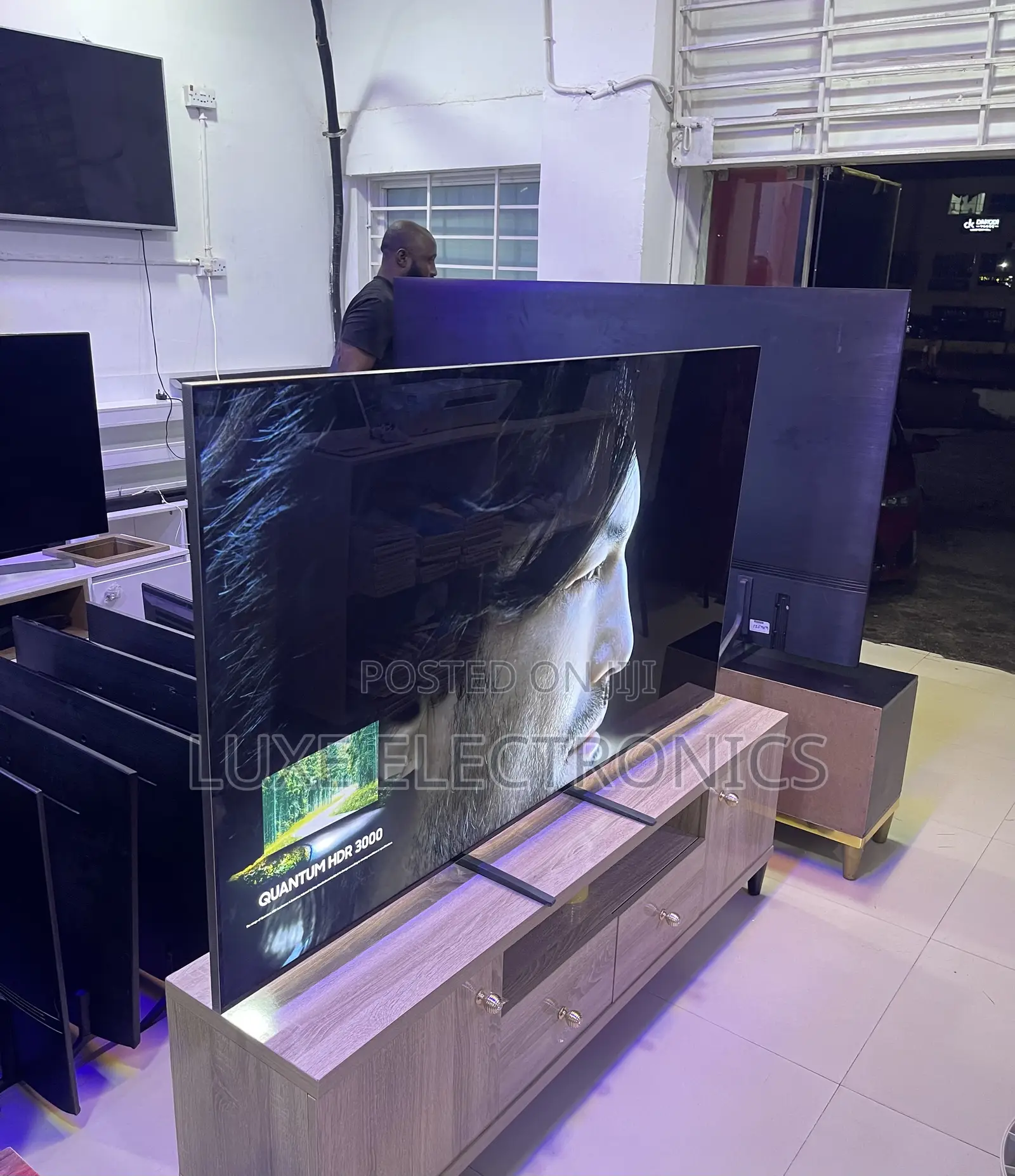65 Inches Samsung NEO QLED 2022 Smart Tv