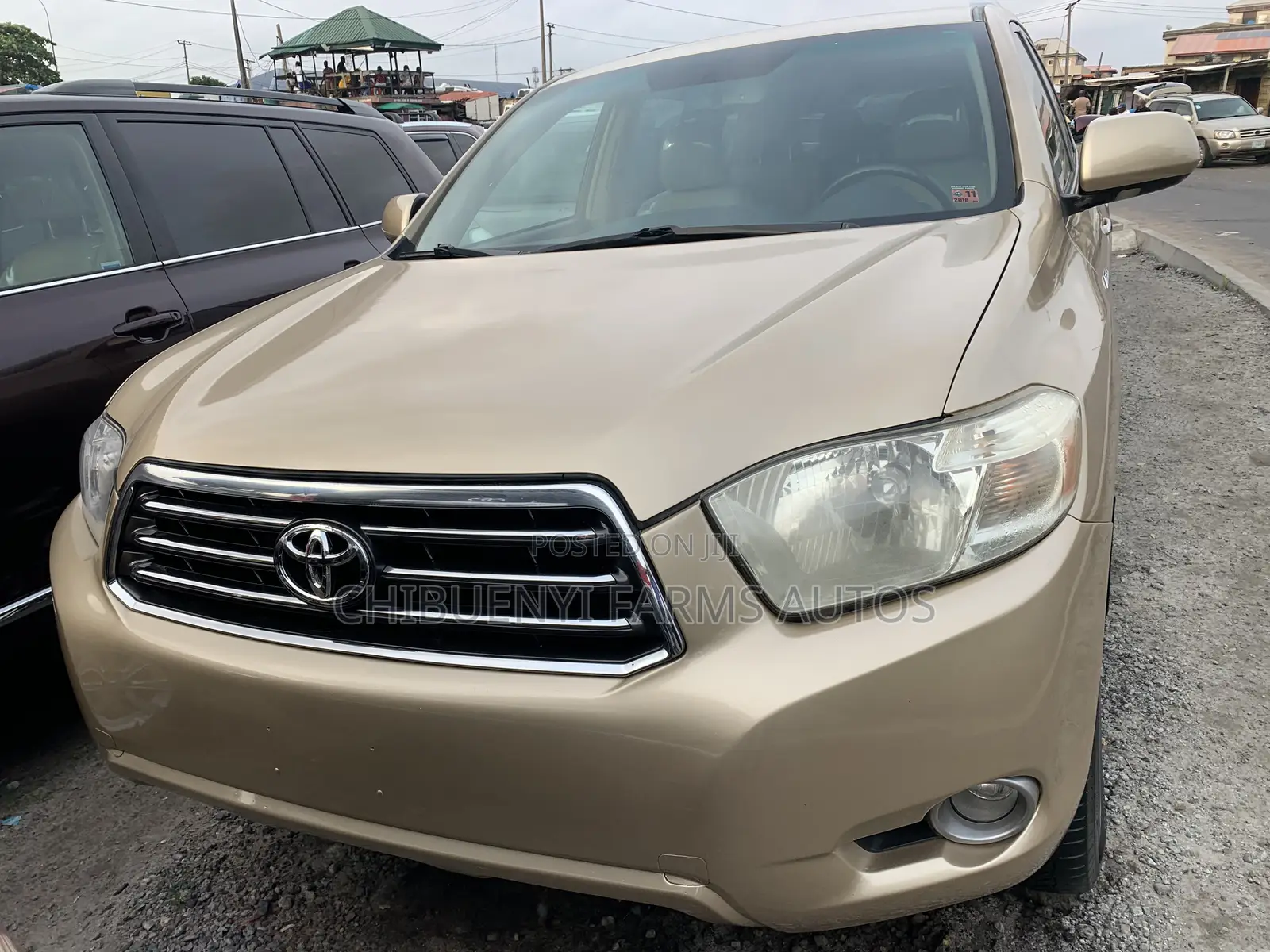 Toyota Highlander Limited 2010 Gold