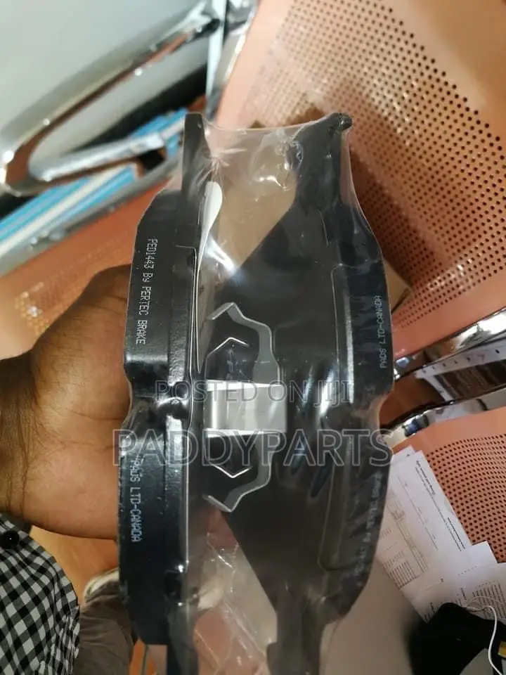 BMW 750i Brake Pads (Ceramic)