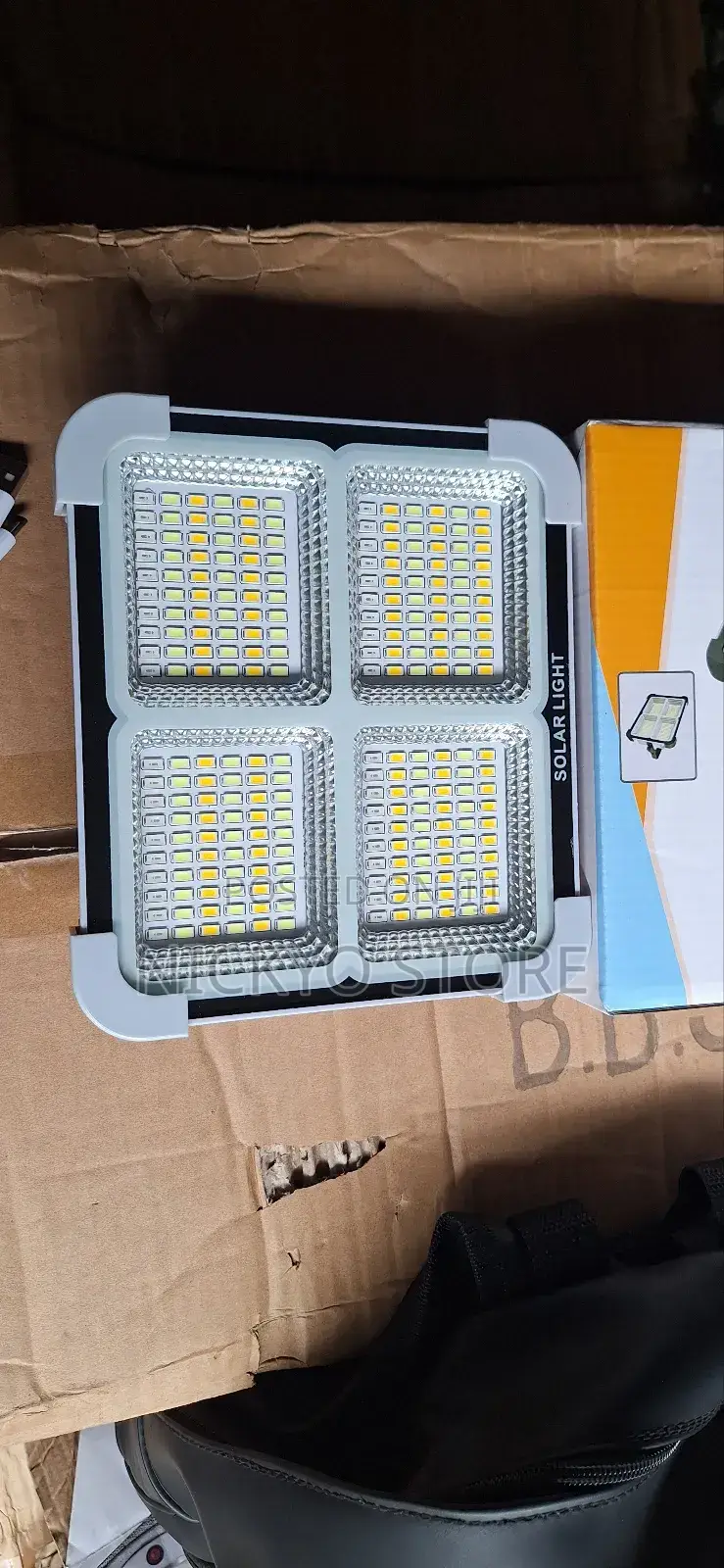 USB Rechargeable Solar LED Light With Lantern, Tent Lamp