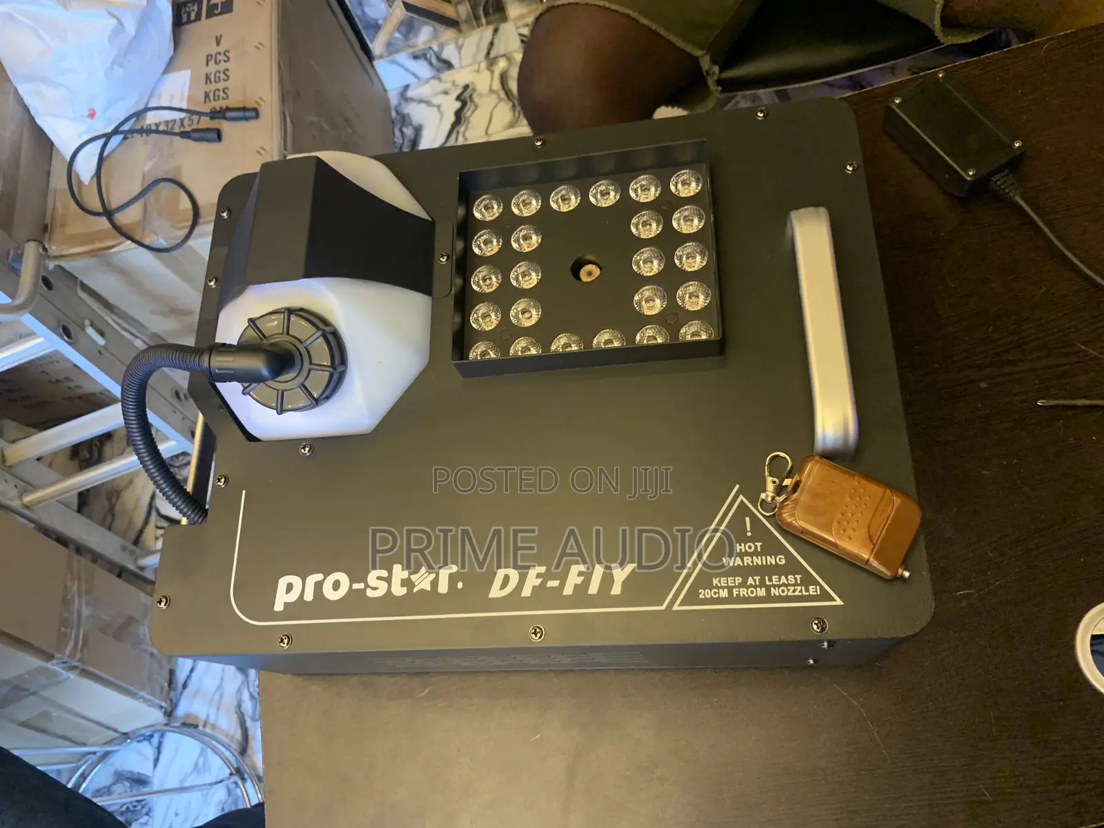 LED Smoke Machine (Upwards Smoke Machine)