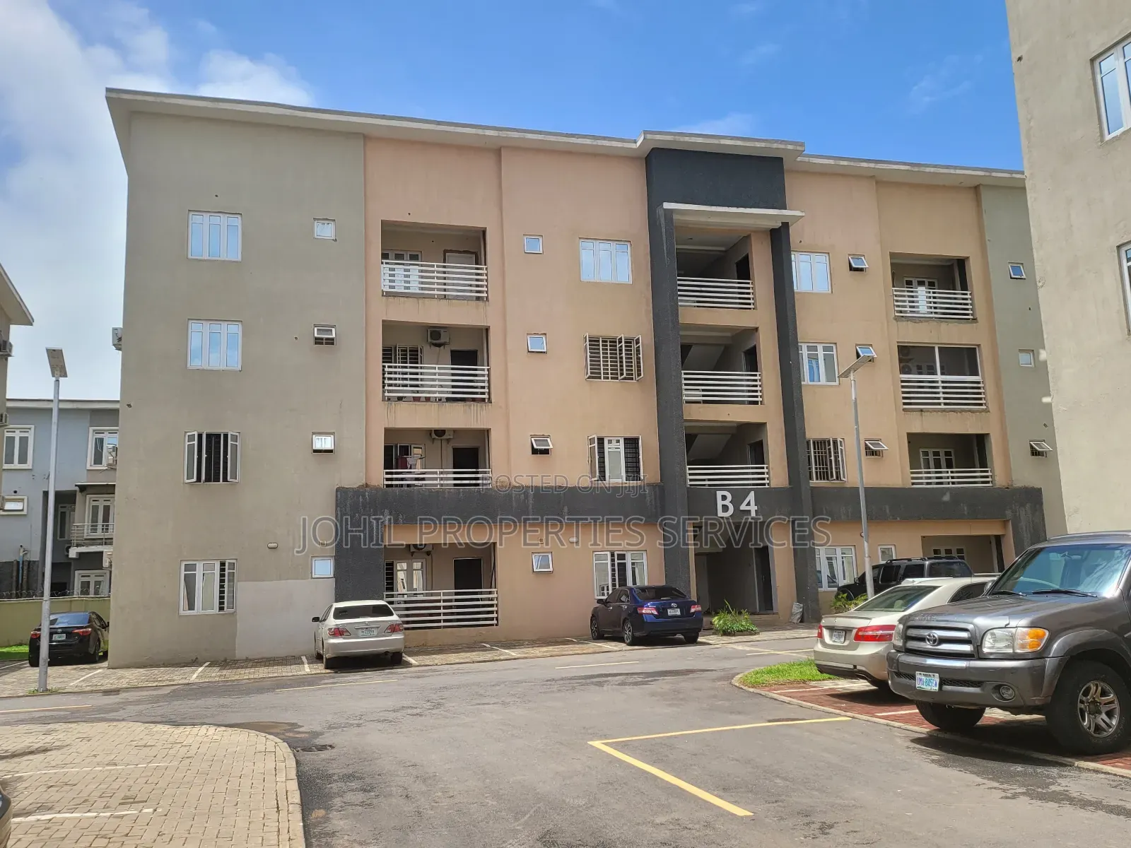 3bdrm Block of Flats in Wuye for sale