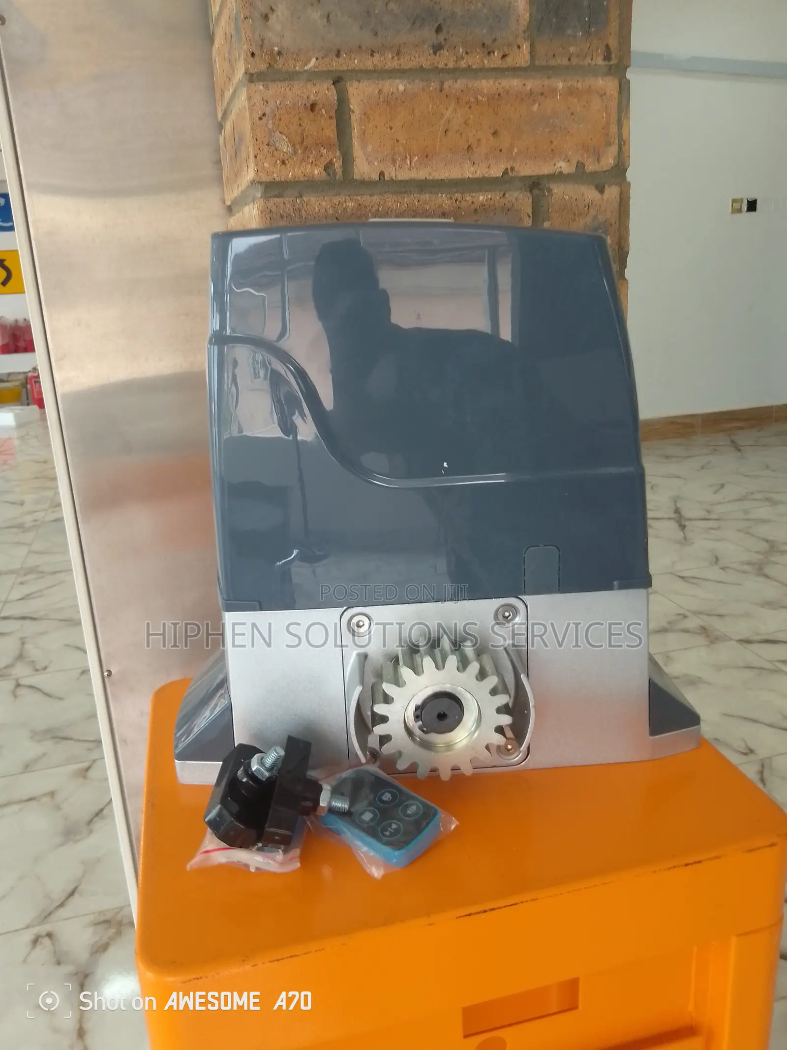 Smart Sliding Gate Opener – 1500kg – Wifi Enabled