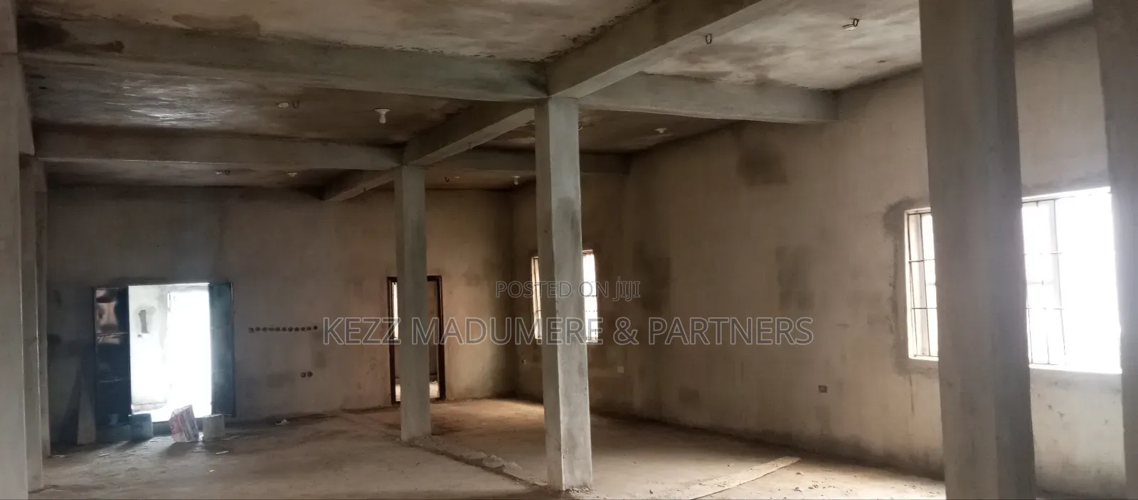 To Let / Lease: 350 SQMTRS Warehouse