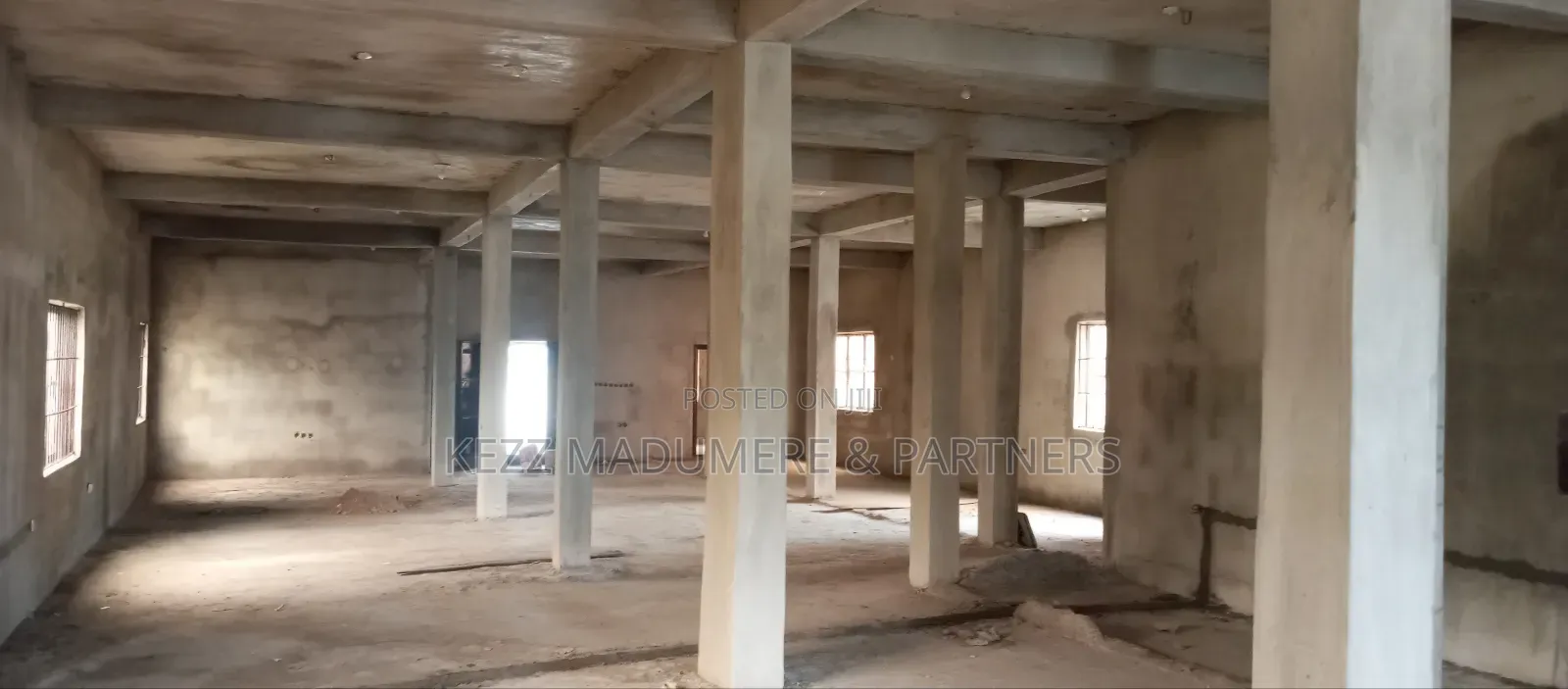 To Let / Lease: 350 SQMTRS Warehouse
