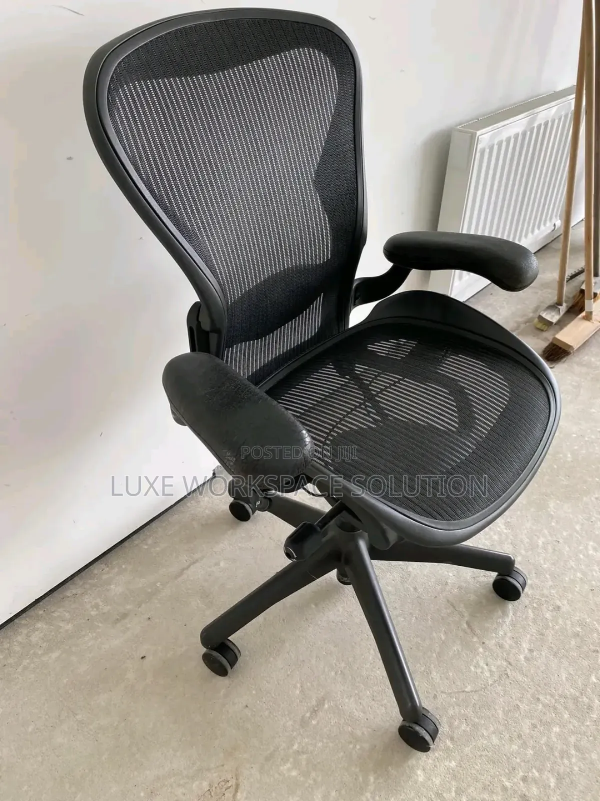 Herman Miller Aeron Classic With Back Support