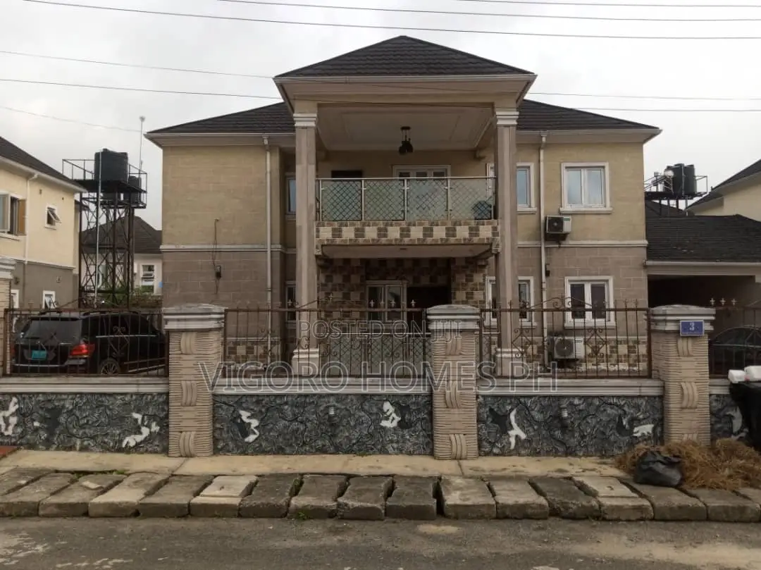 6bdrm Duplex in Harmony Estate, Port-Harcourt for sale