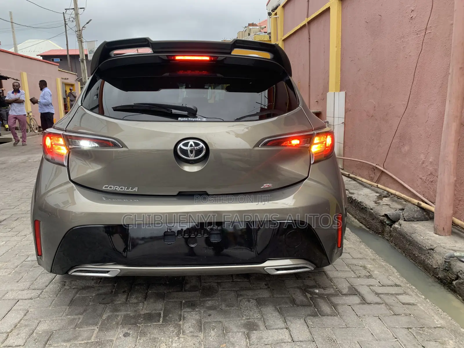 Toyota Corolla 2022 Gold