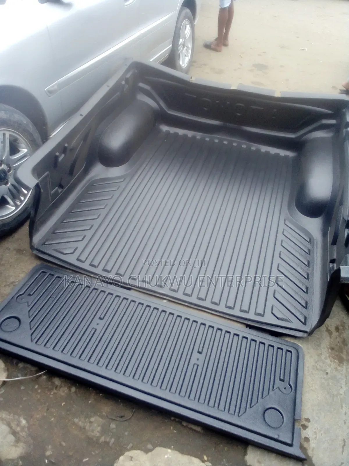 Bucket Cover for Toyota Hilux Available