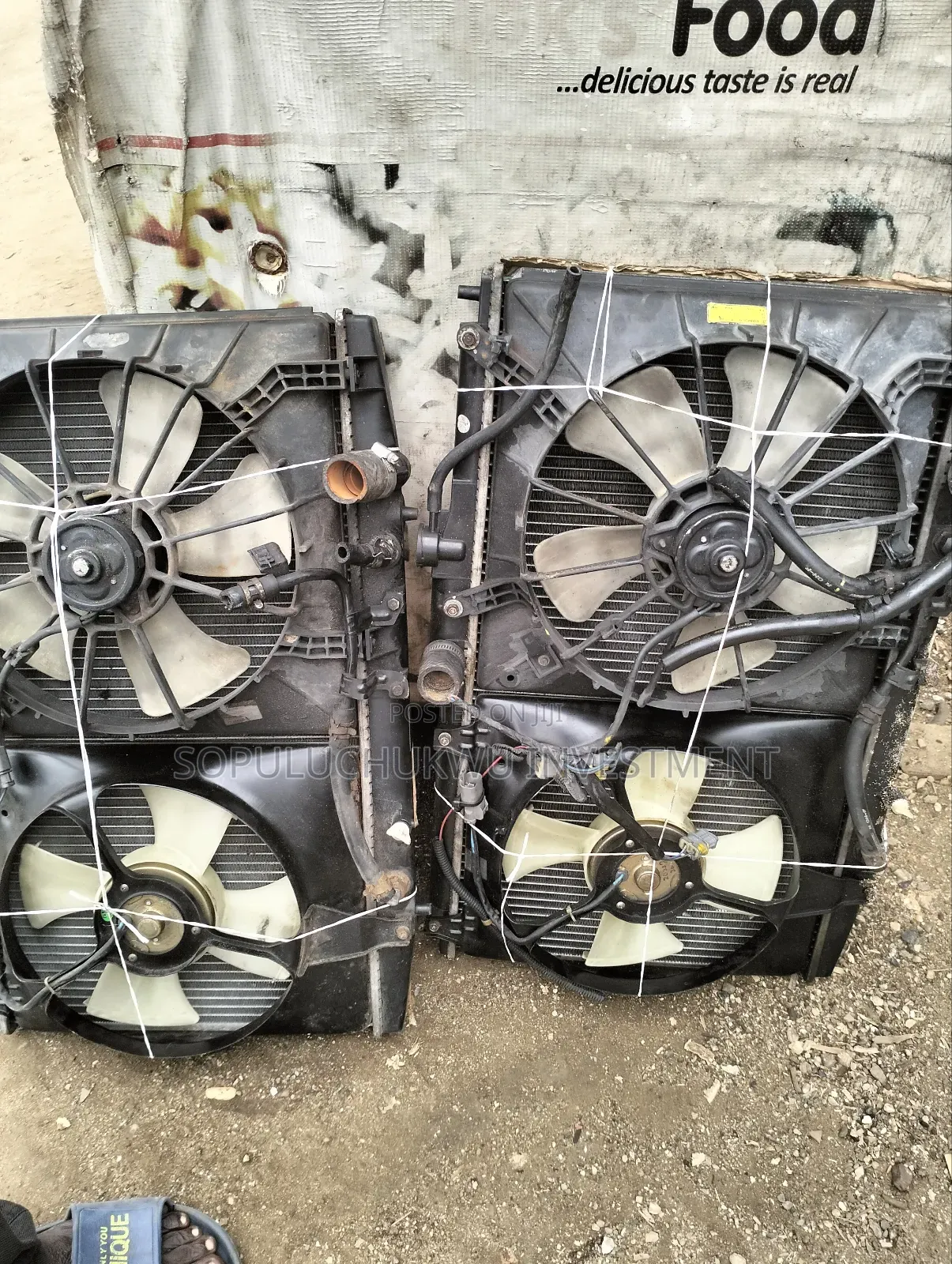 Complete Radiator and Fan Honda Accord 1998-2002