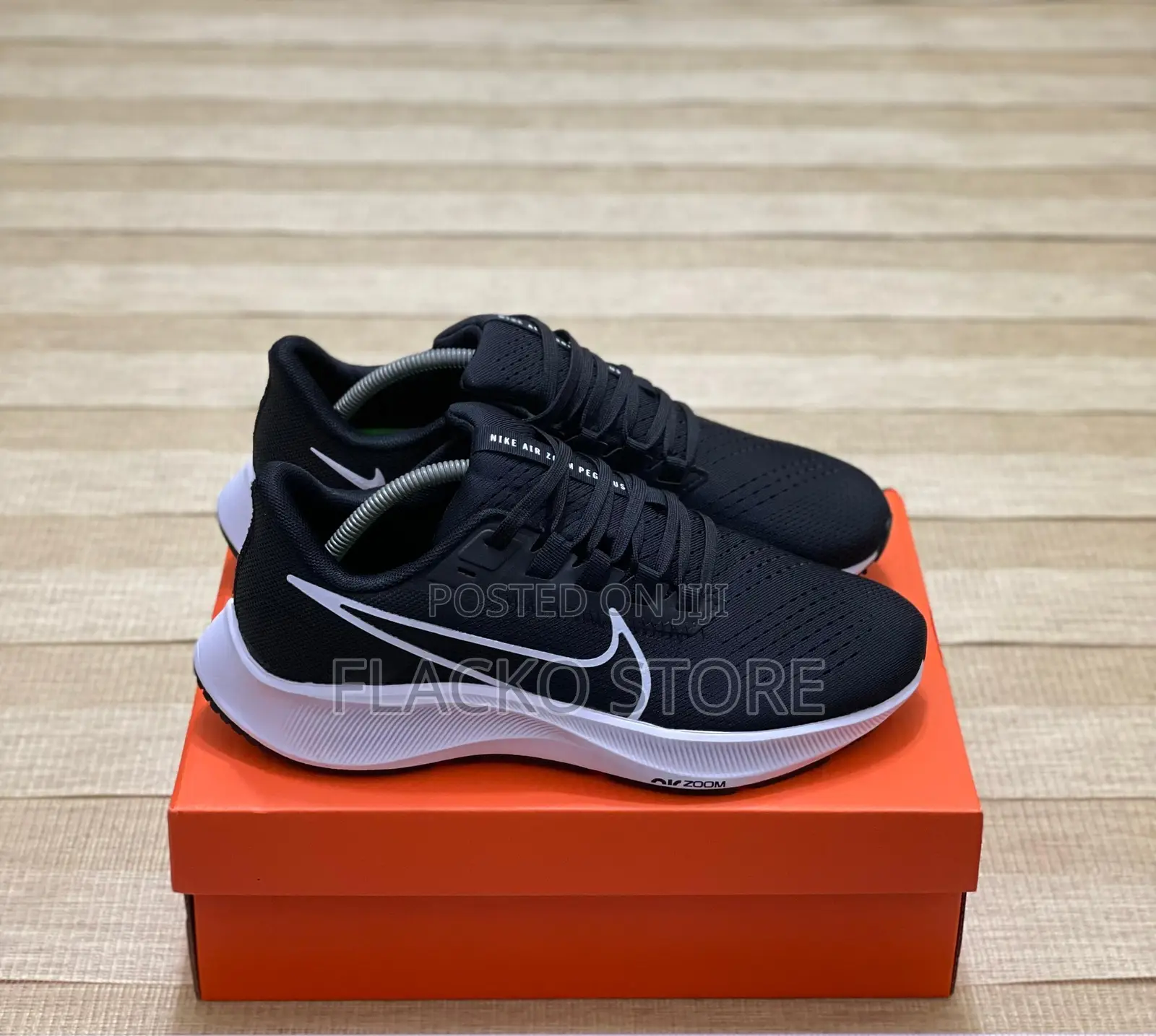 Original Nike Air Zoom Pegasus 38 Road Running Sneakers