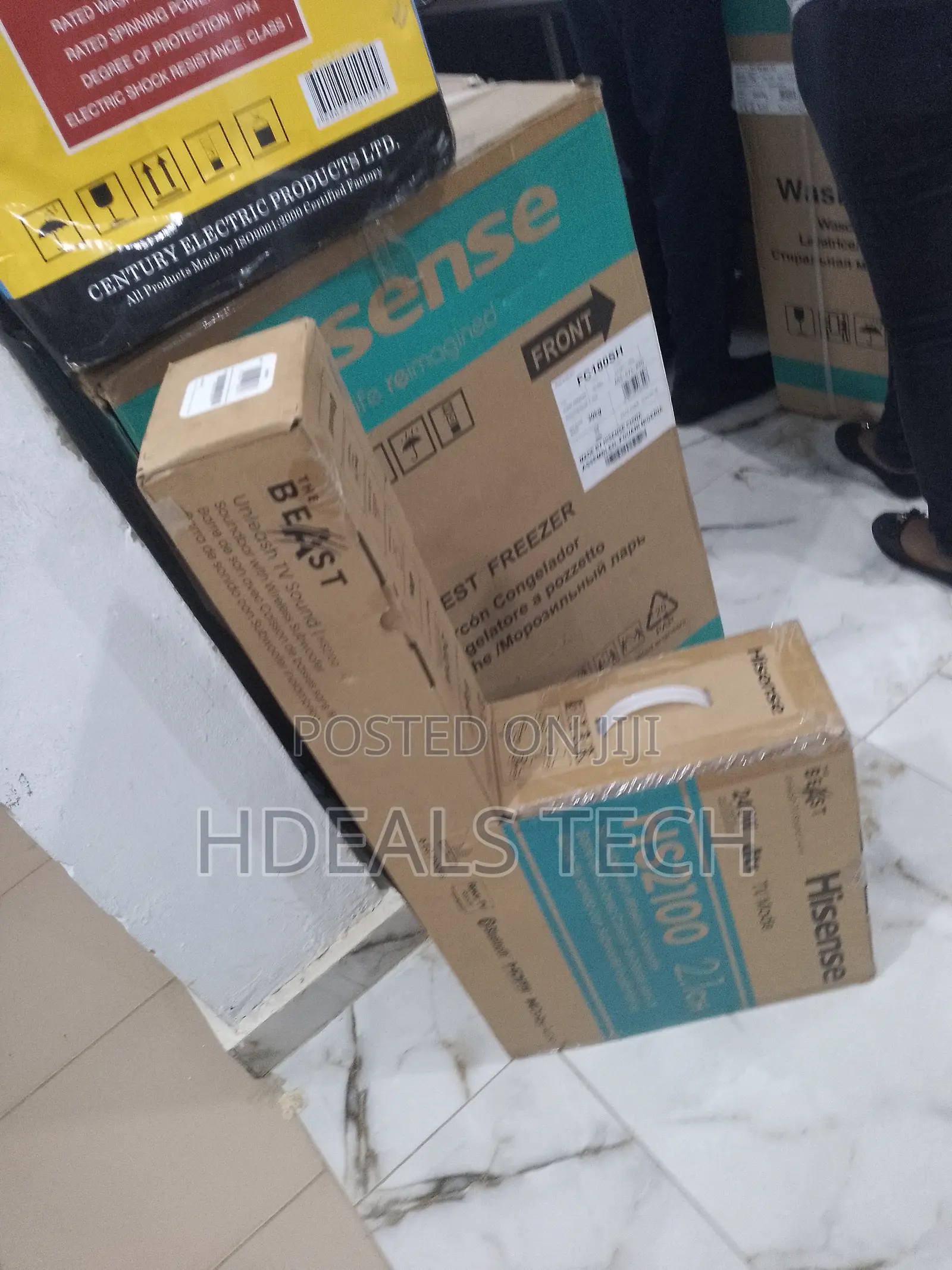 Ultimate Audio System - Hsense HS2100 > 240W