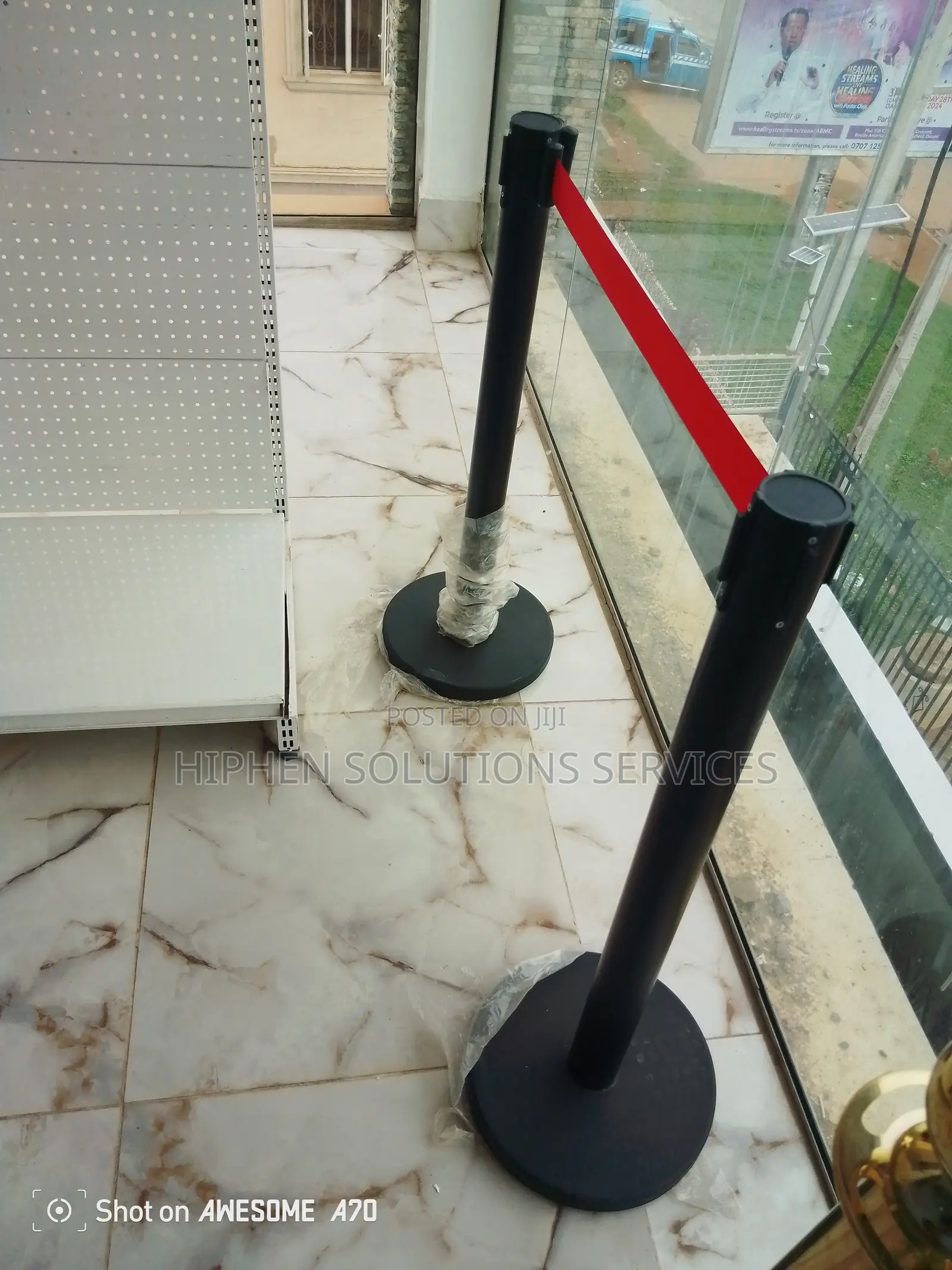 Stainless Retractable Belt Stanchion Queue Barrier Stand
