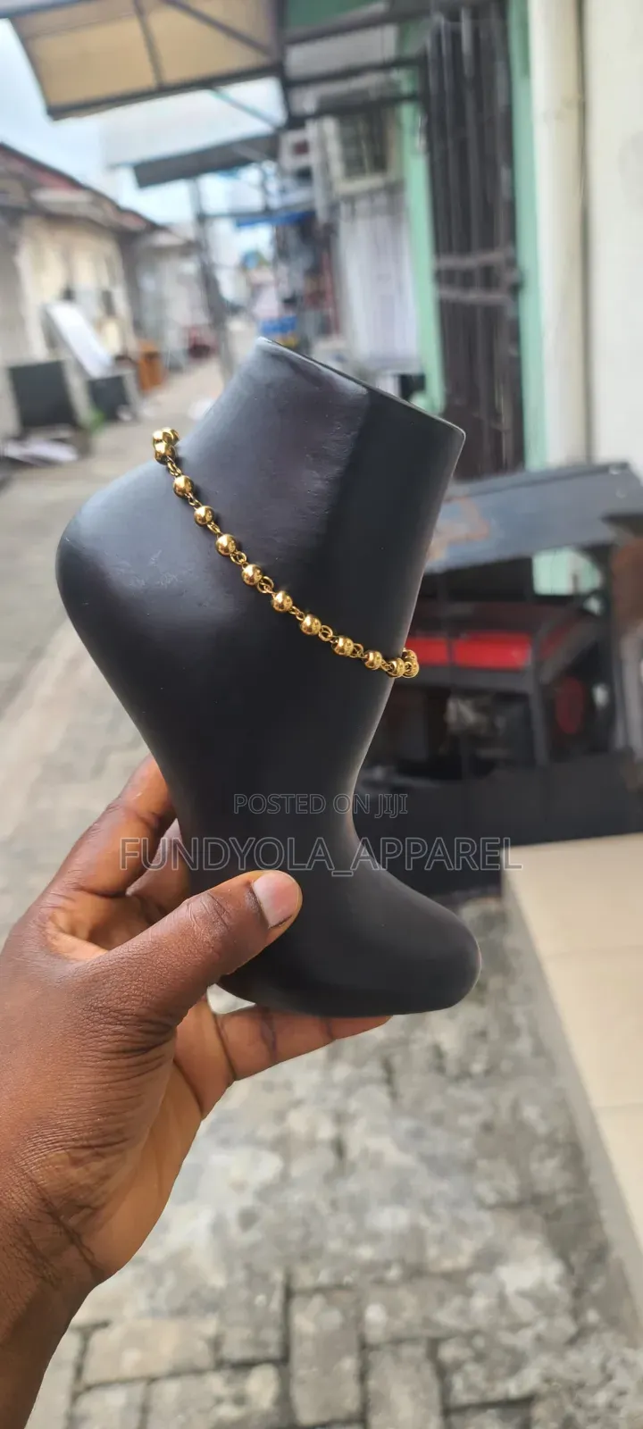 Ball Leg Chain