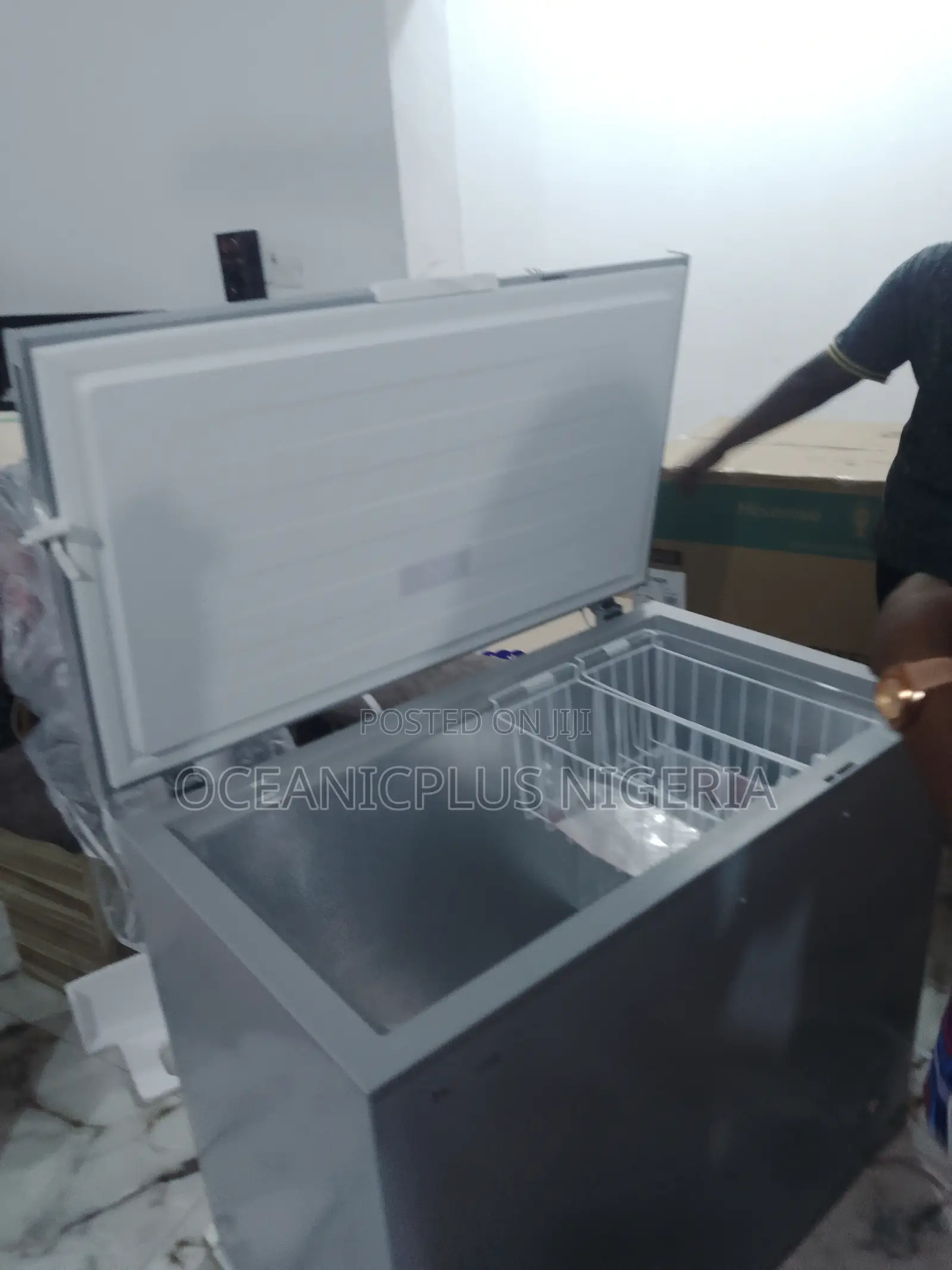 High Quality Hisense 250litre Chest Freezer