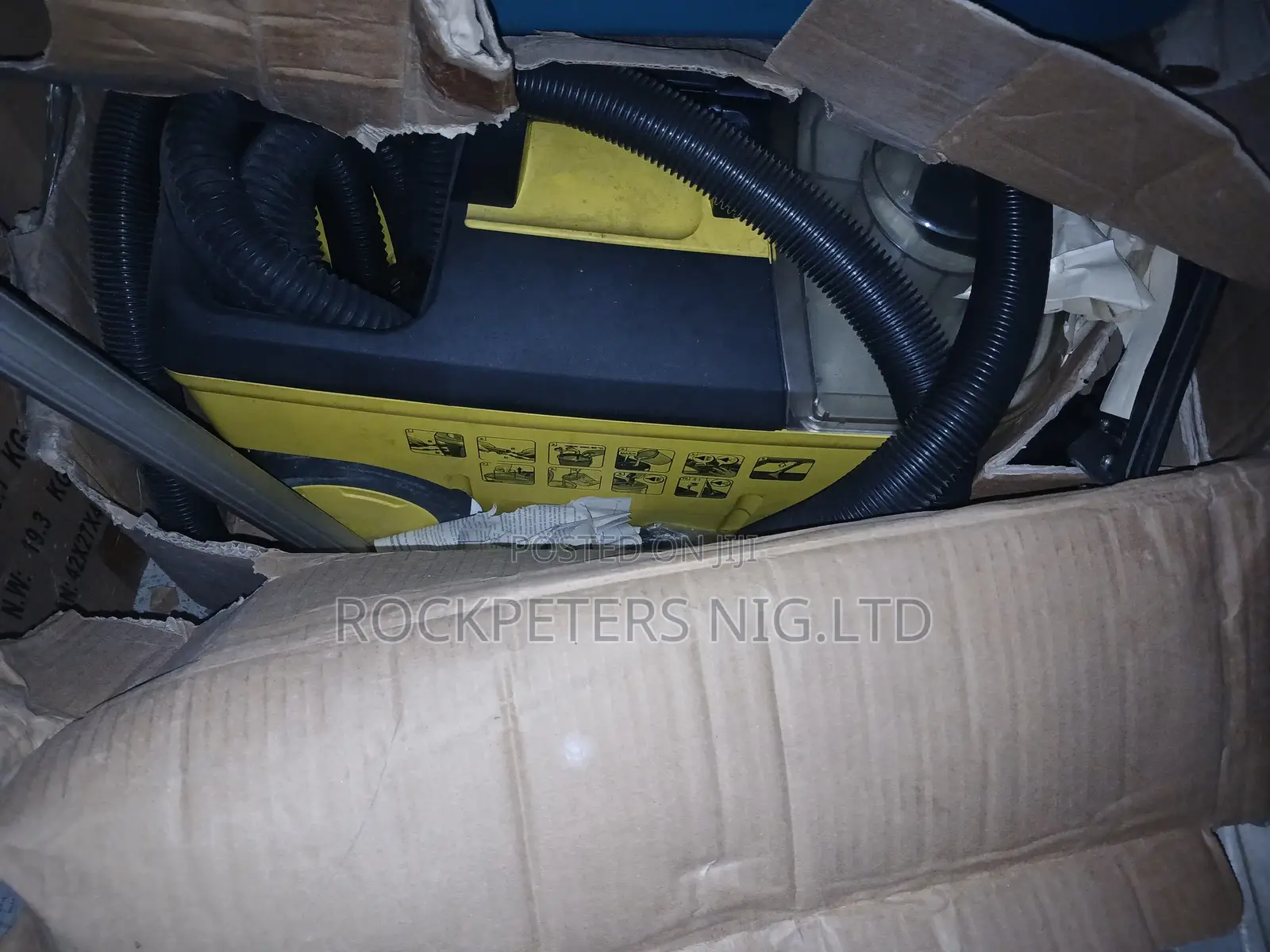 Karcher Carpet Cleaner Puzzi 100