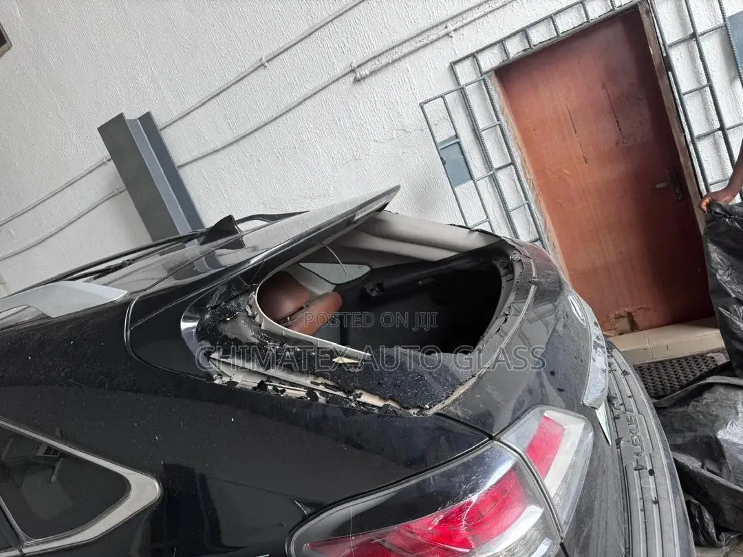 Back Windscreen Glass for Rx350 2010 Available