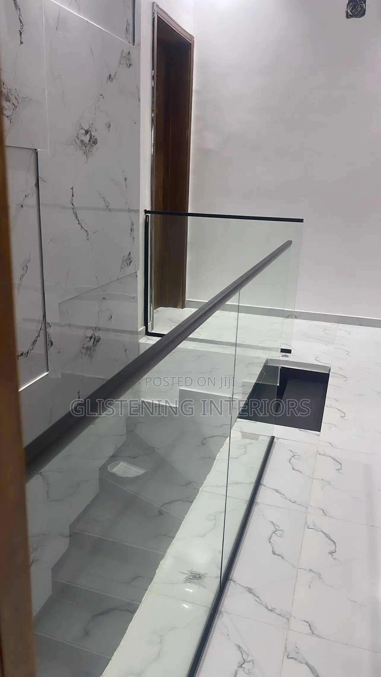 10mm Tempered Plain Glass Staircase