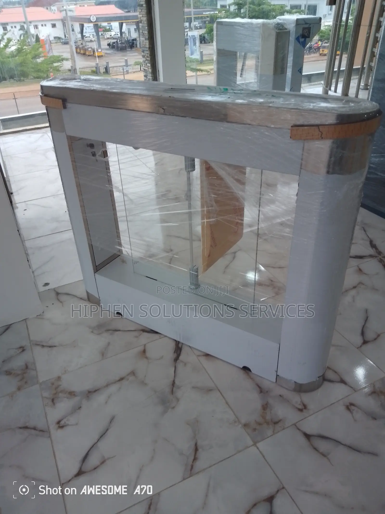 Swing Lane Flap Barrier