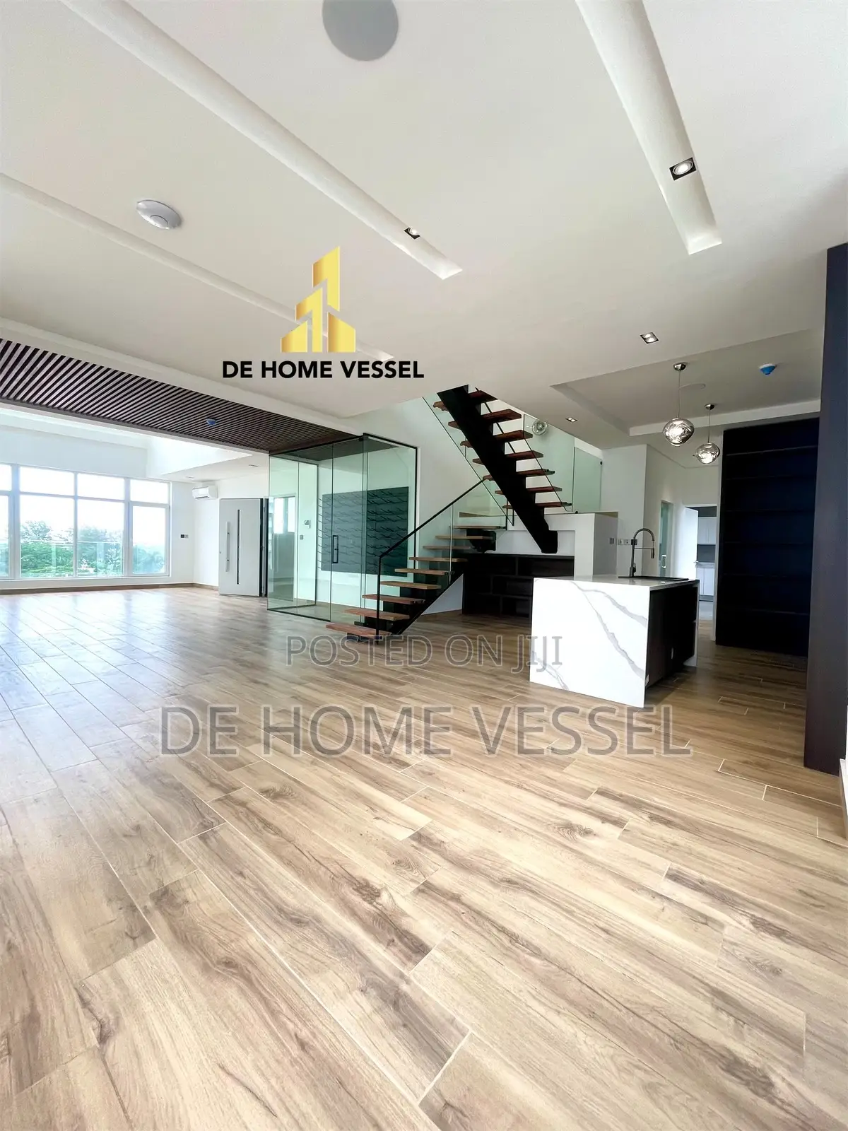 4bdrm Maisonette in Victoria Island for sale