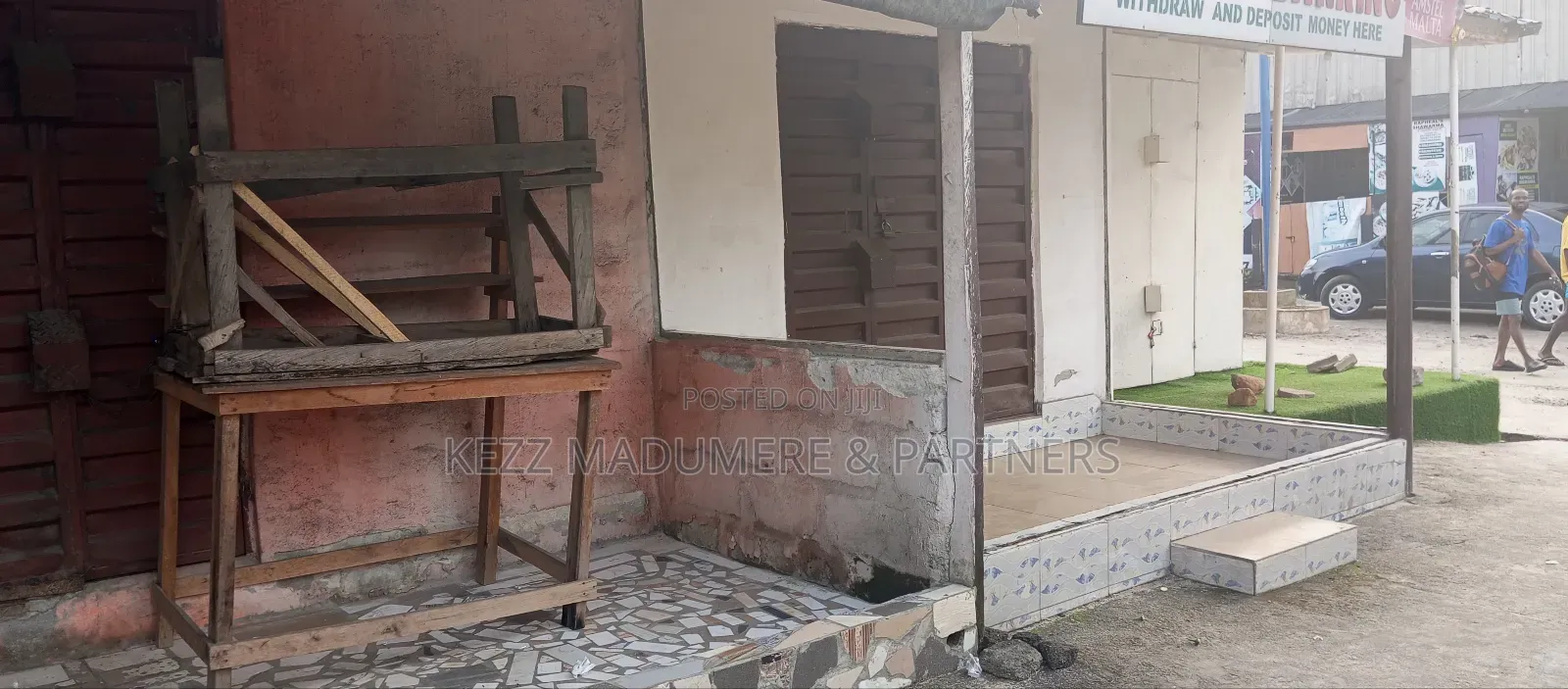 For Sale: A Cornerpiece Plot With 9 Shops