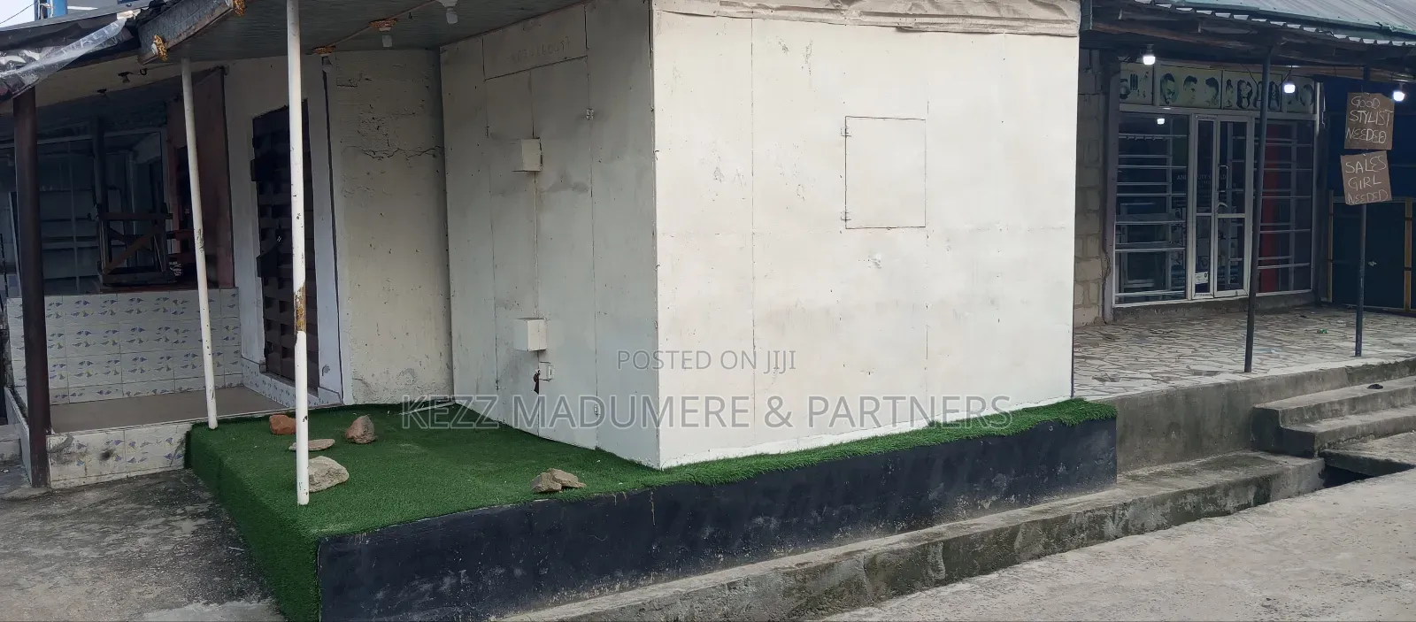 For Sale: A Cornerpiece Plot With 9 Shops