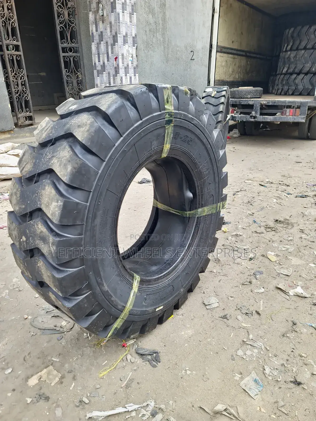 17.5-25 Maxtires Payloader Tyre
