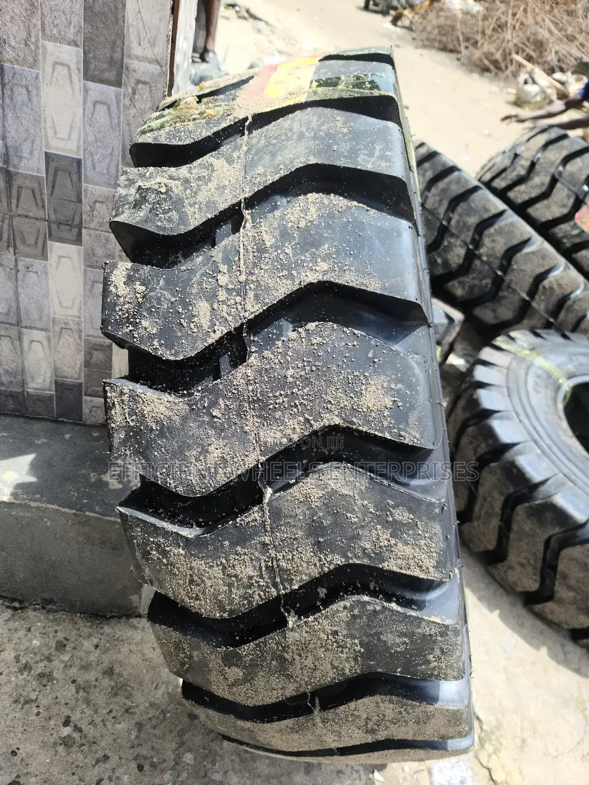 17.5-25 Maxtires Payloader Tyre