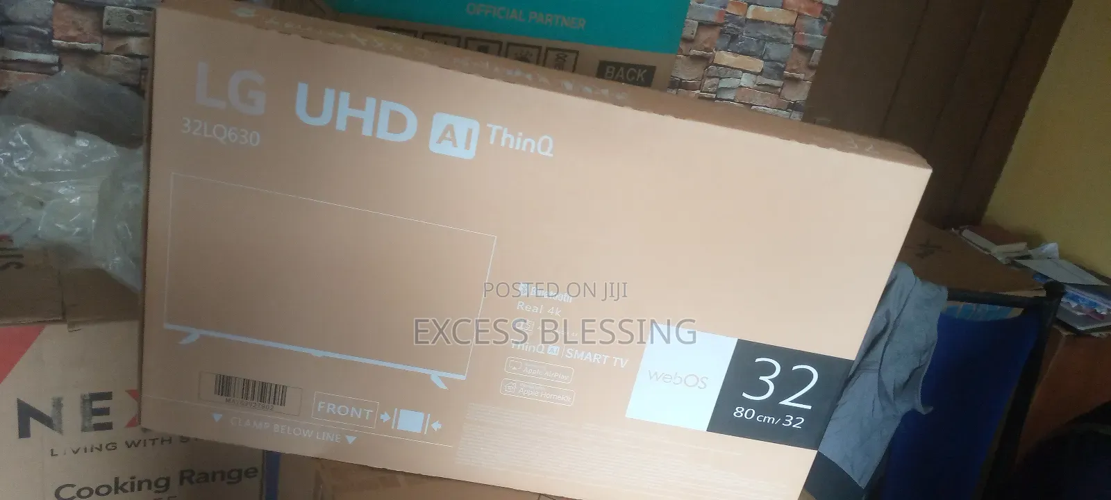 Brand New 32" Lg Frameless Smart Television+Netflix-32lq632