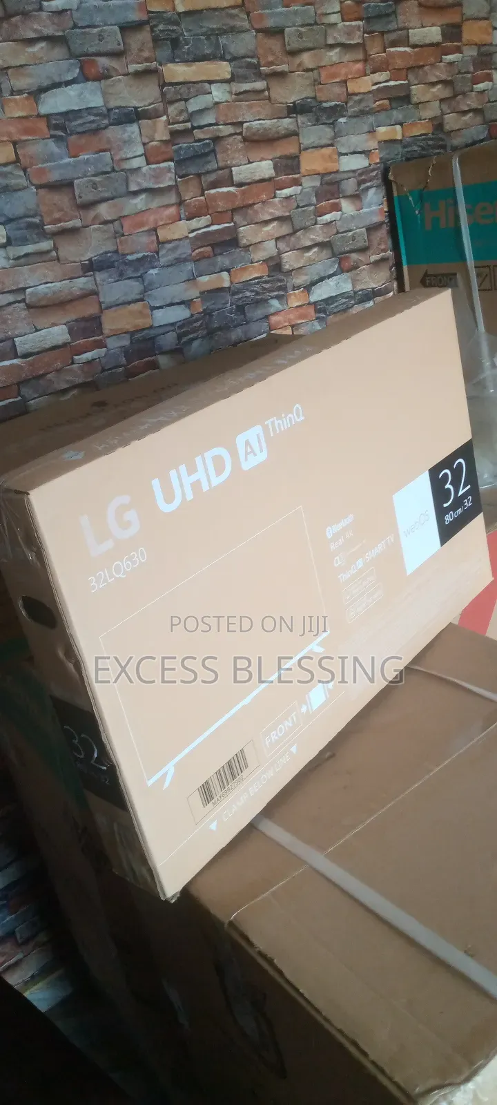 Brand New LG 32" Smart Frameless Television+32LQ630