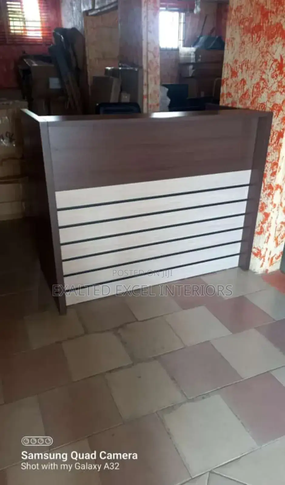 Receptionist Table Available in 1.2 1.4 Meter