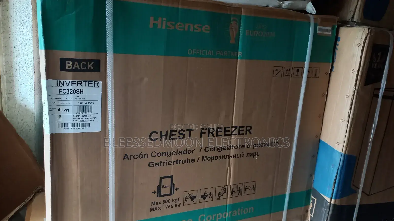 Hisense Inverter Freezer 320L External Condenser 2 Years G