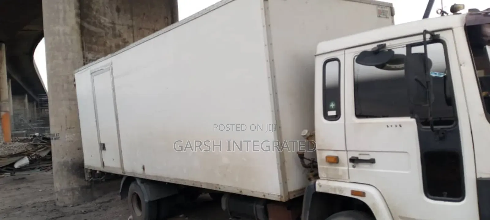 Big Cover Body Truck for Hire