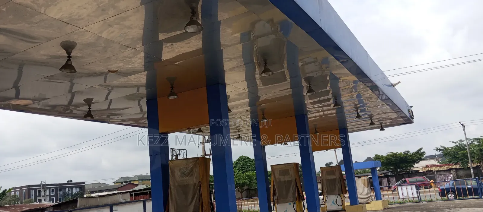 Functional Filling Station by Obirikwere Flyover for Sale