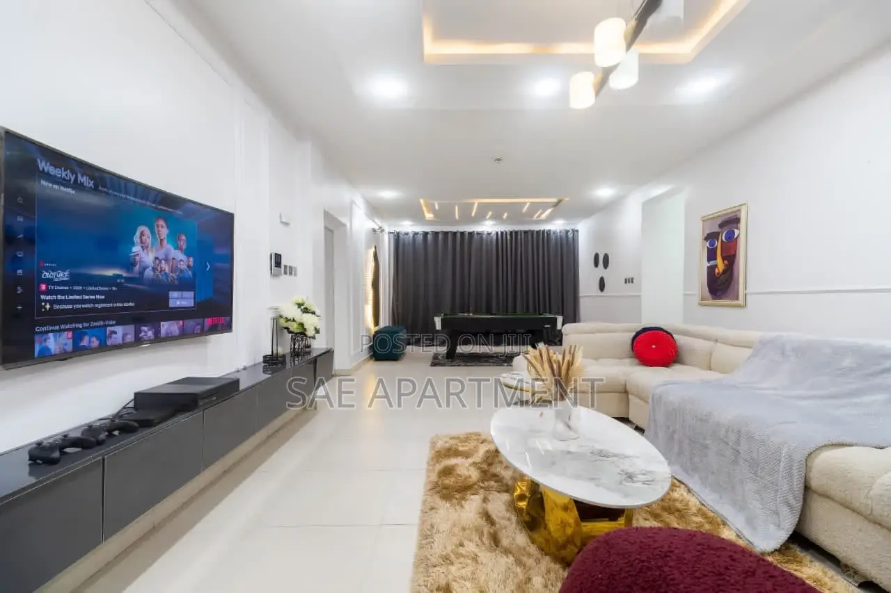 Newly Furnished Three Bedroom Apartment, Ikate Lekki Lagos