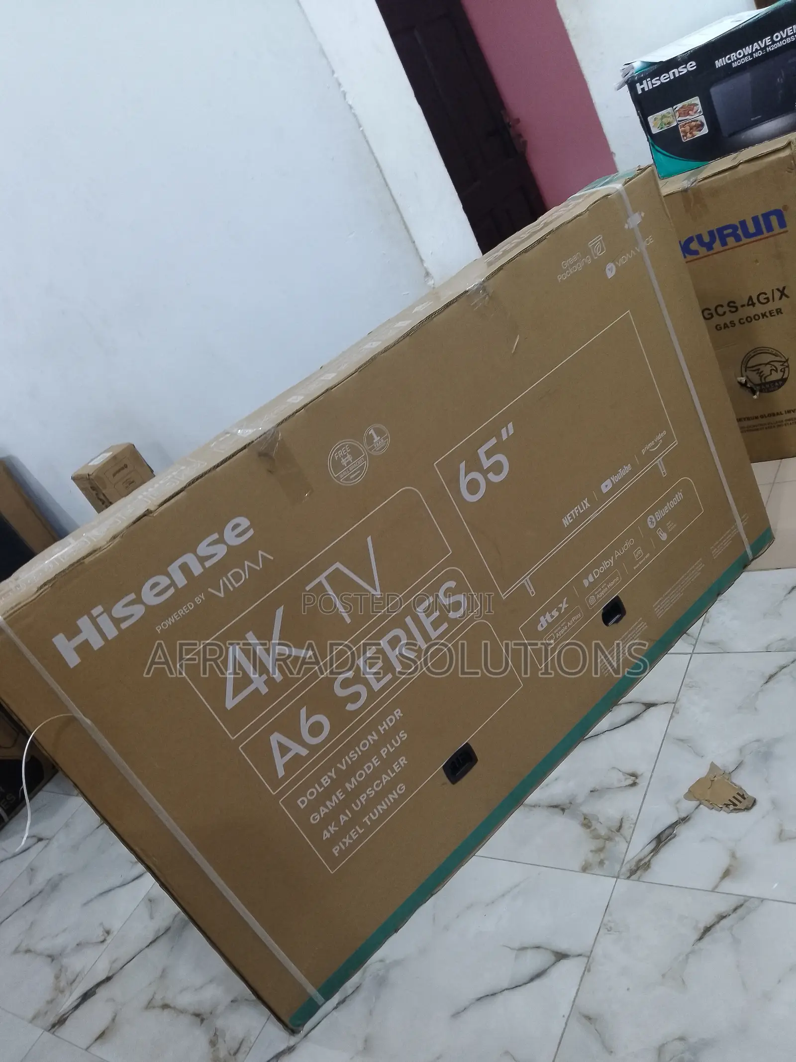 Hisense 65" Uhd Smart TV With Internet Access