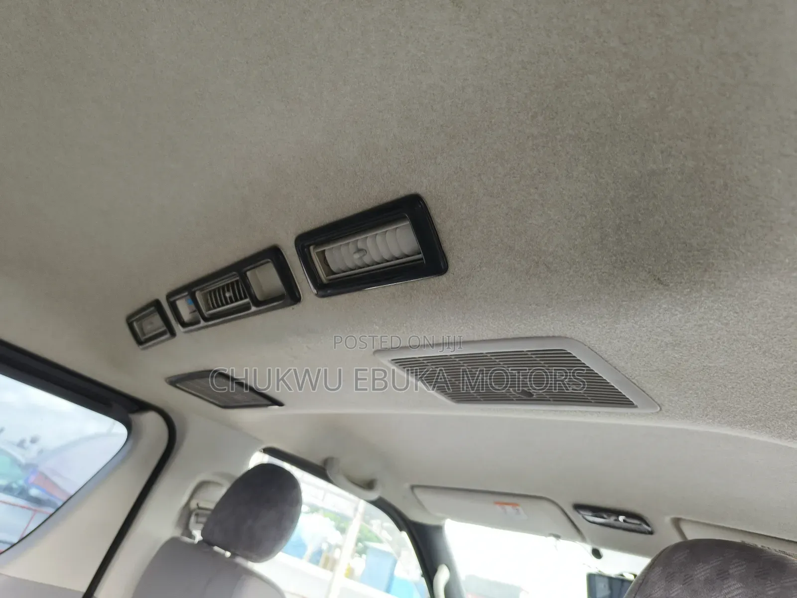 Toyota HiAce 2013 Grey