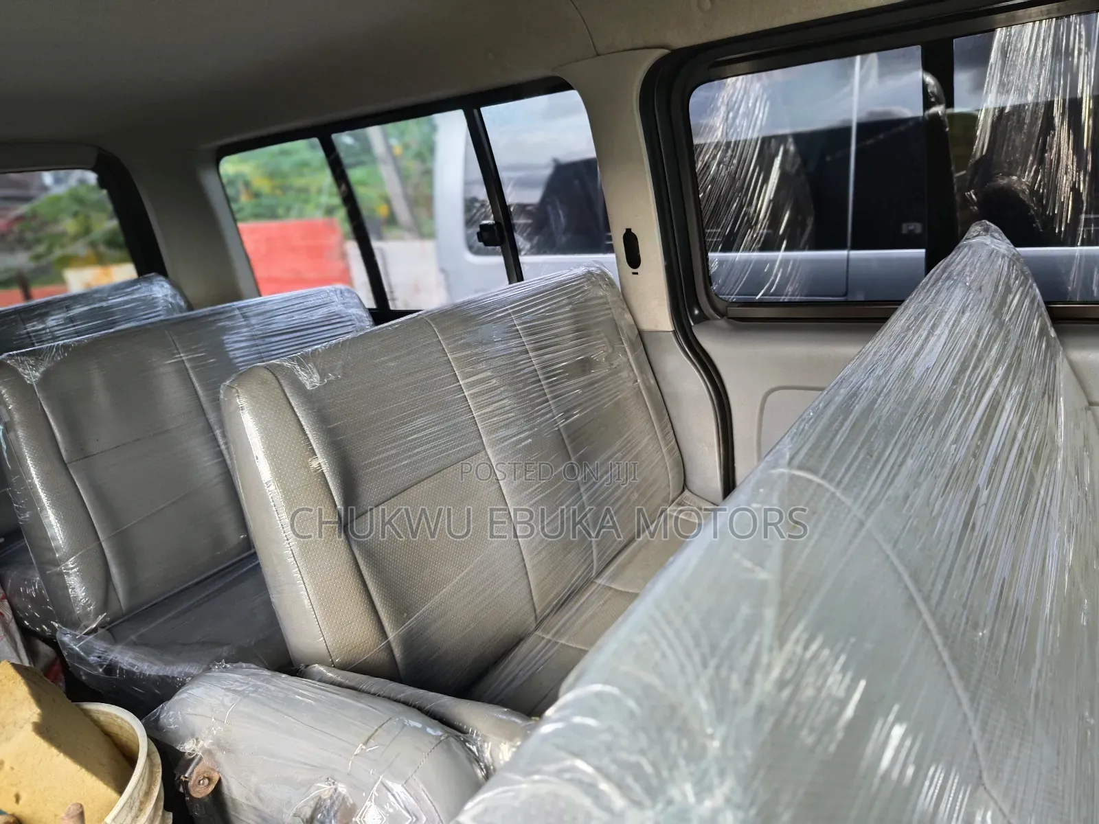 Toyota HiAce 2013 Grey