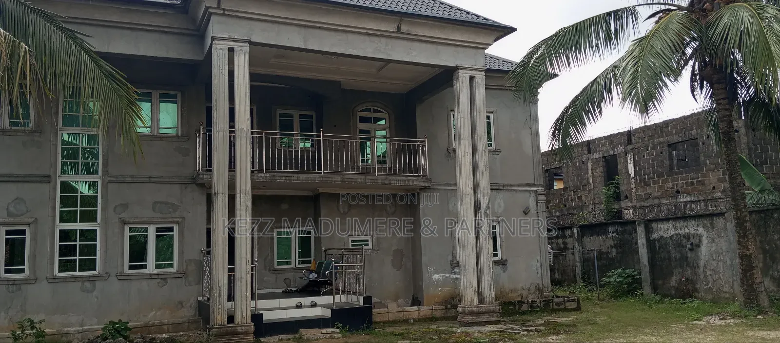 5bdrm Duplex in Rumuigbo , Port for sale