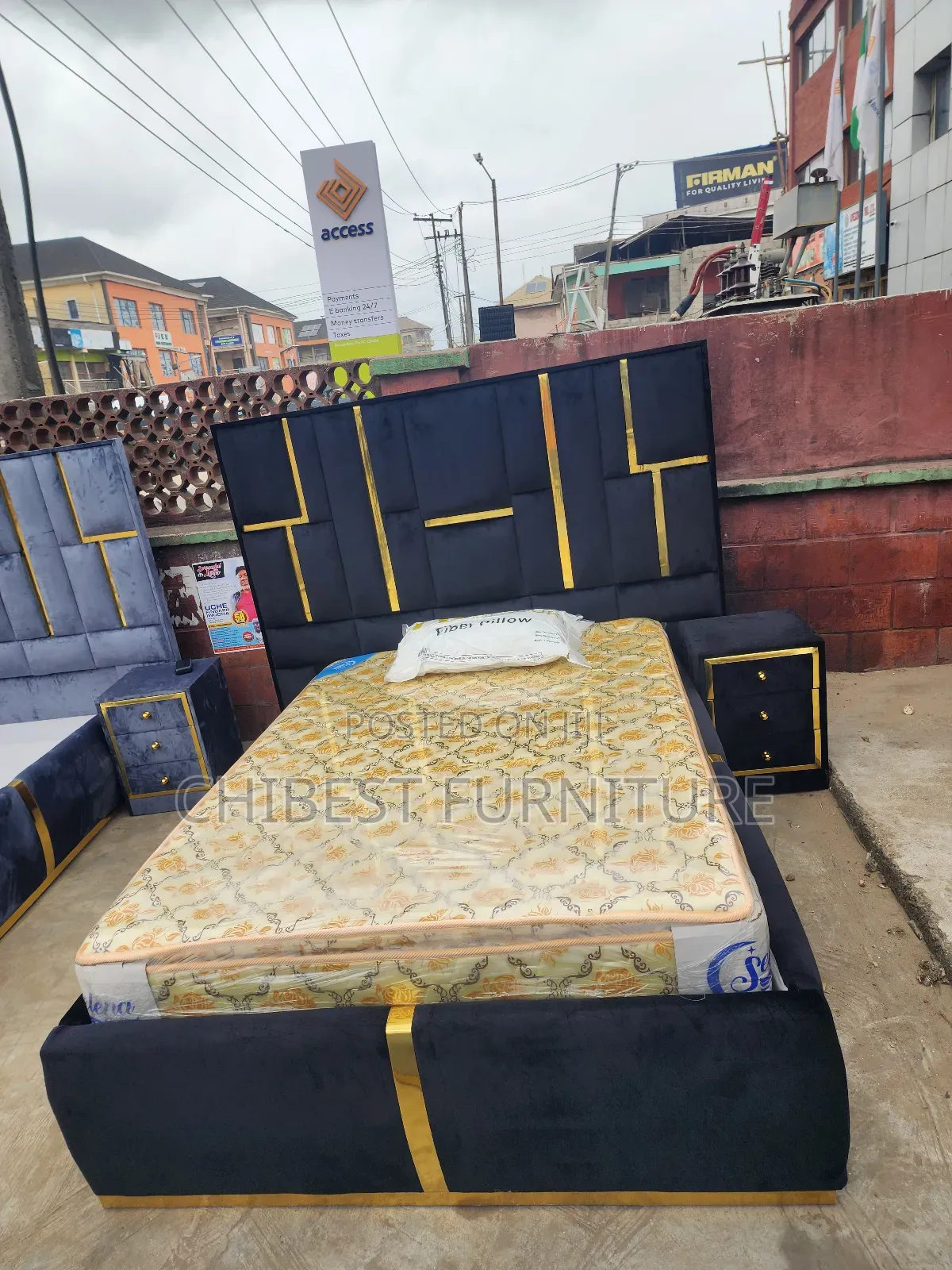 Quality 4.5by6 Upholstery Padded Bed Frame With One Bed Side