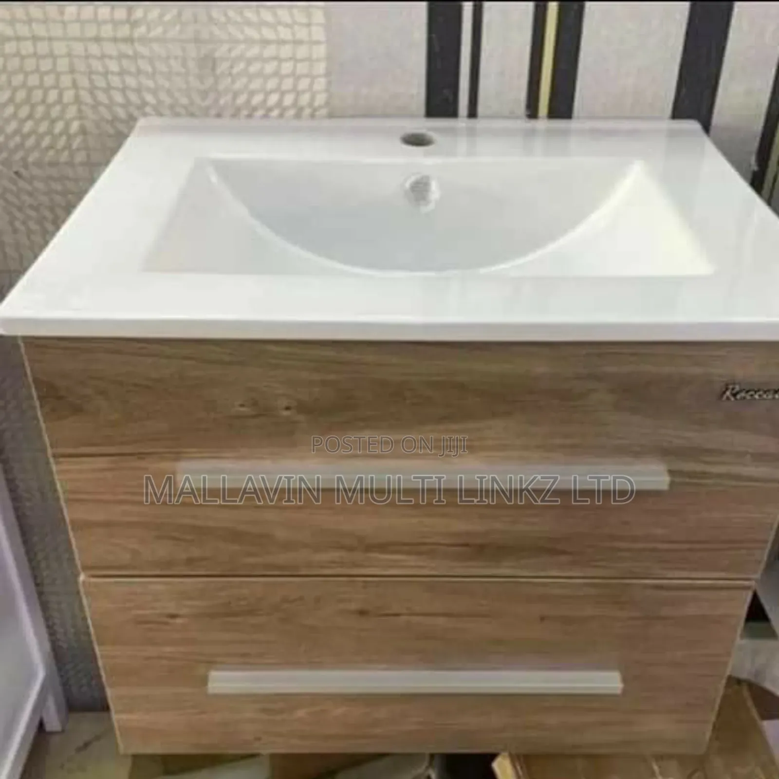 60cm Hanging Cabinet Basin