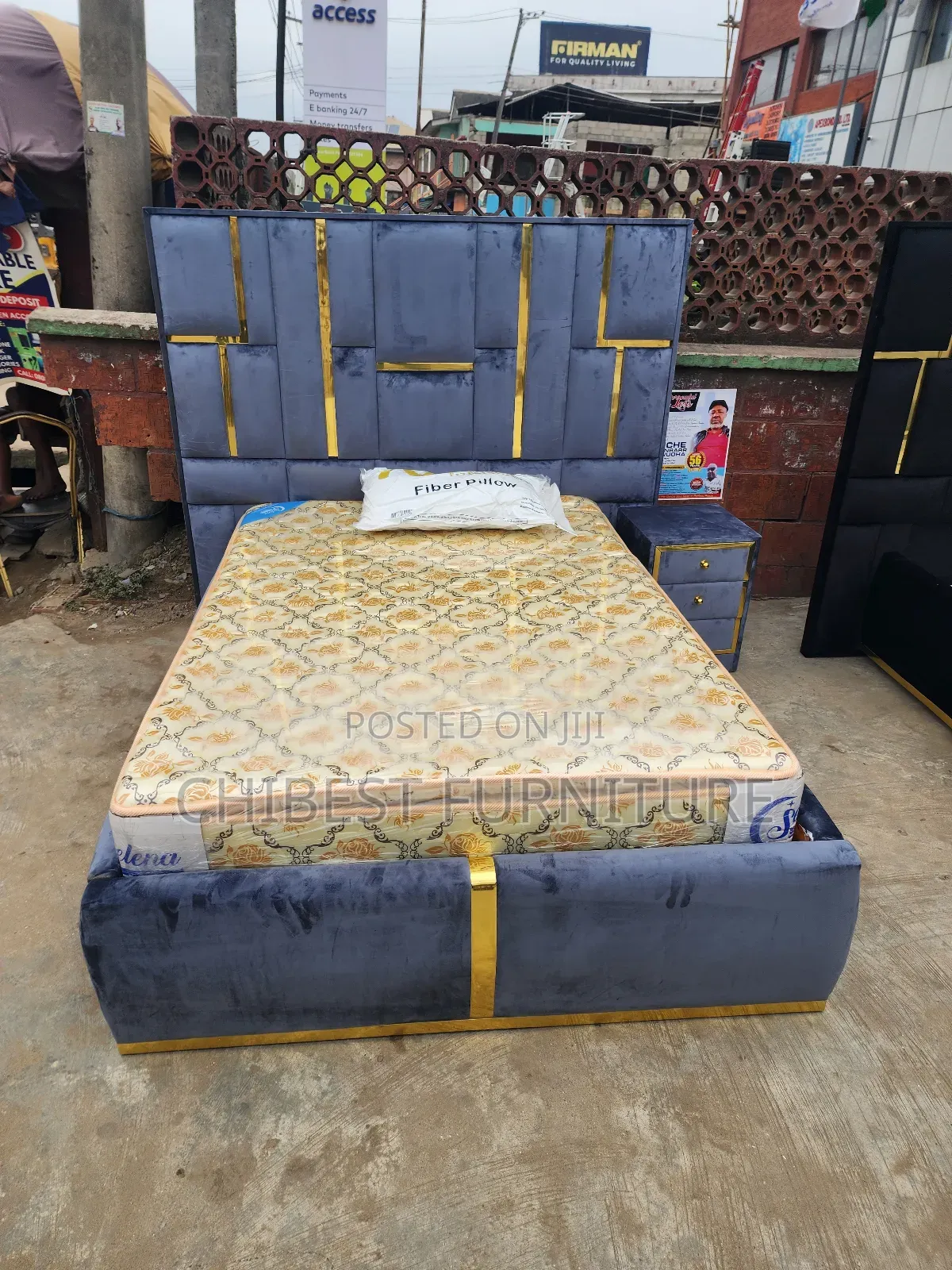 Quality 4.5by6 Upholstery Padded Bed Frame With One Bed Side