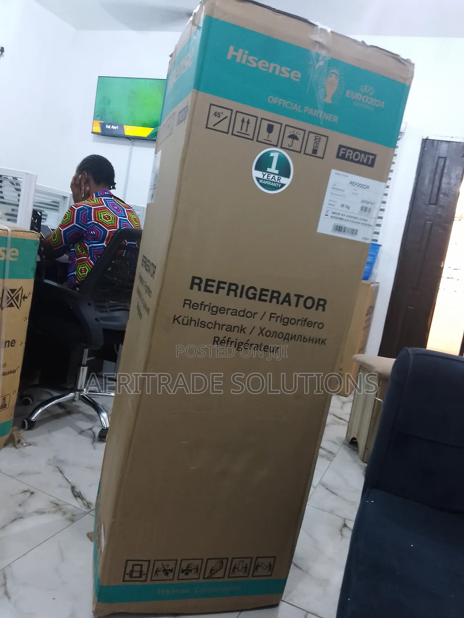 Brand New 154 Liters Hisense Top Mount Refrigerator