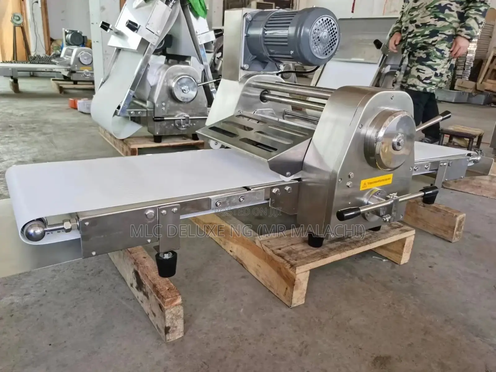 Croissant/Pastry Dough Sheeter/Roller/Dough Flattener Machin