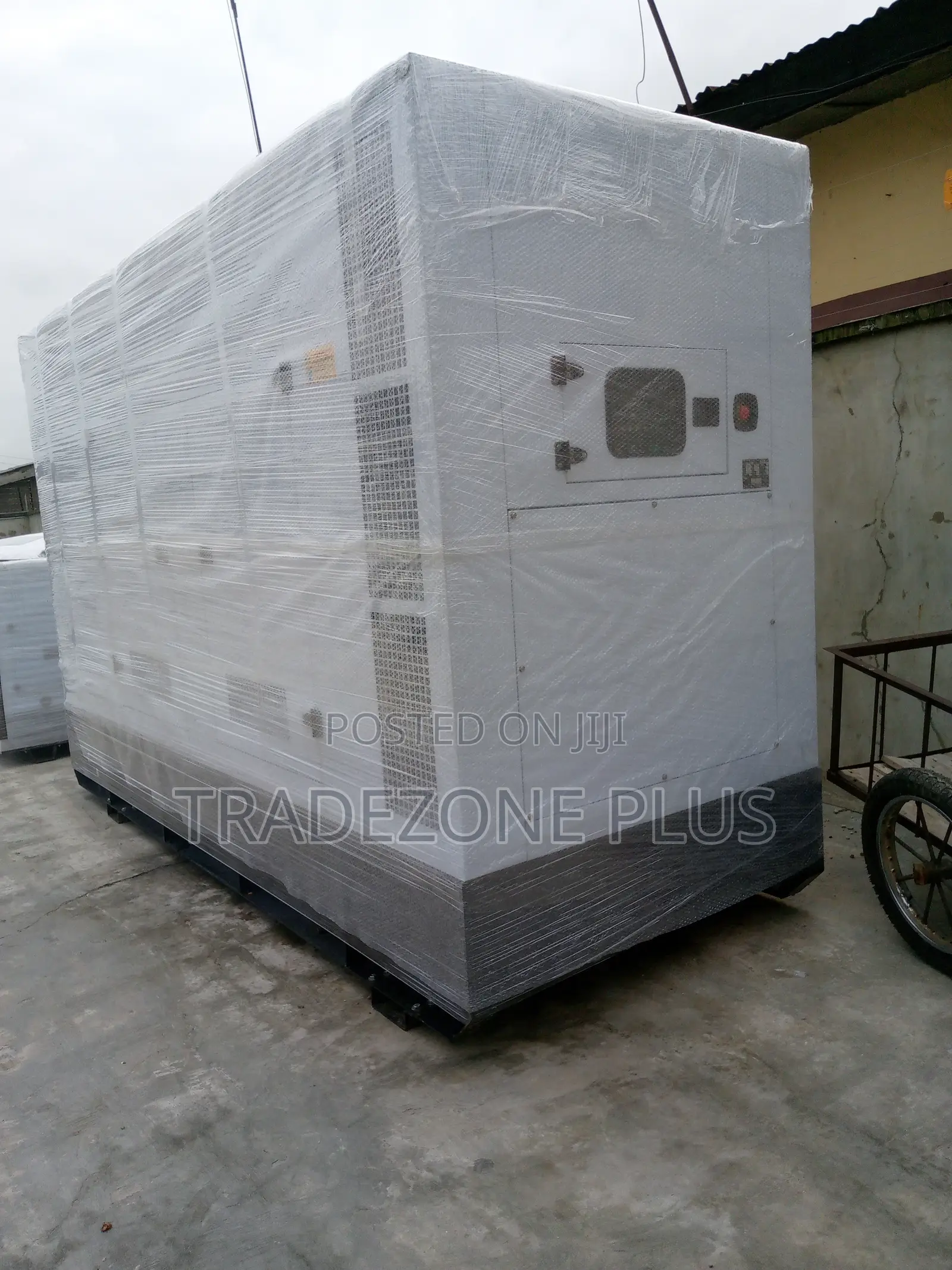 Noiseles Perkins Generator 500kva
