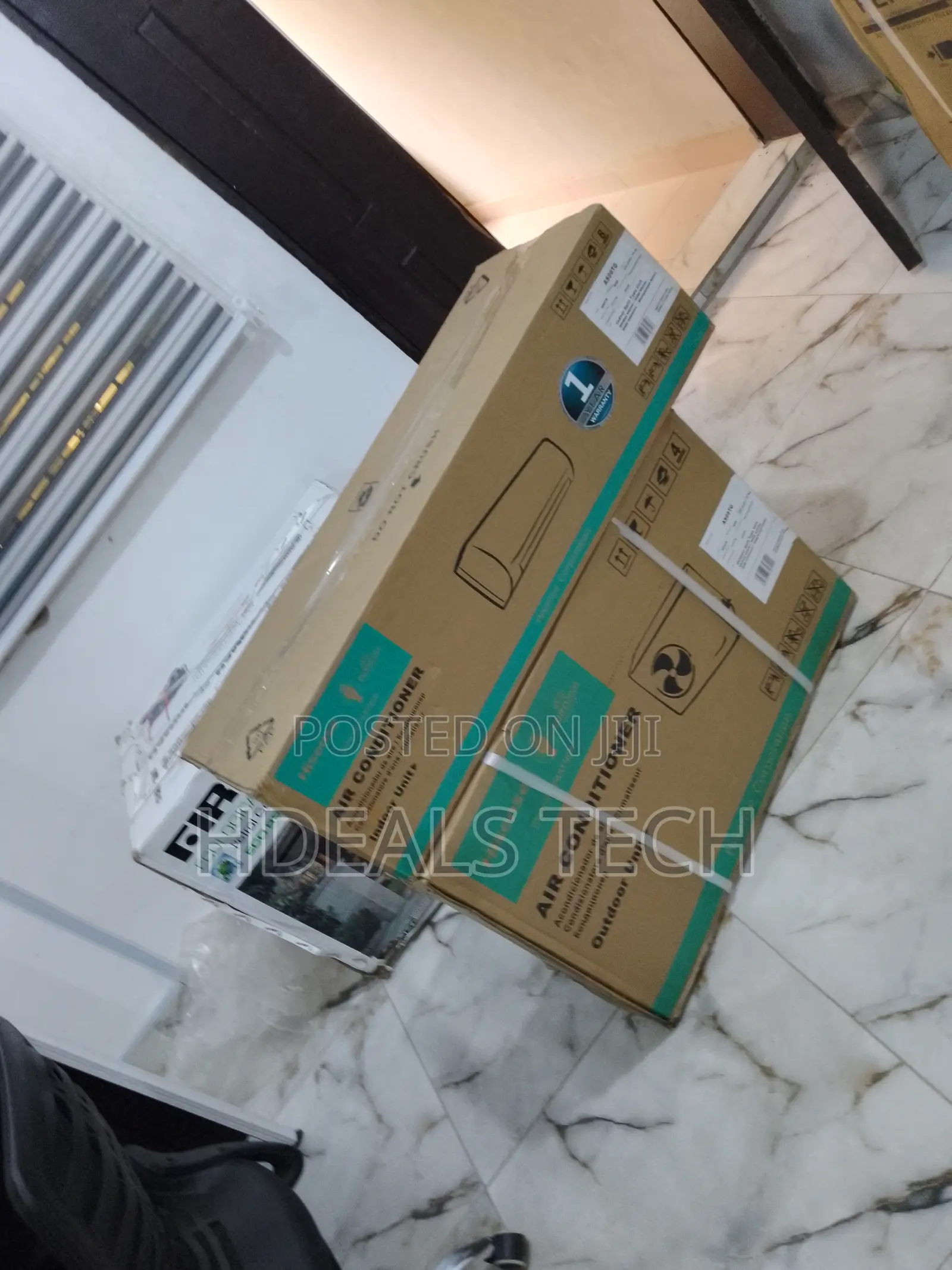 Environment Friendly AC Hisense 1HP Non Inverter.