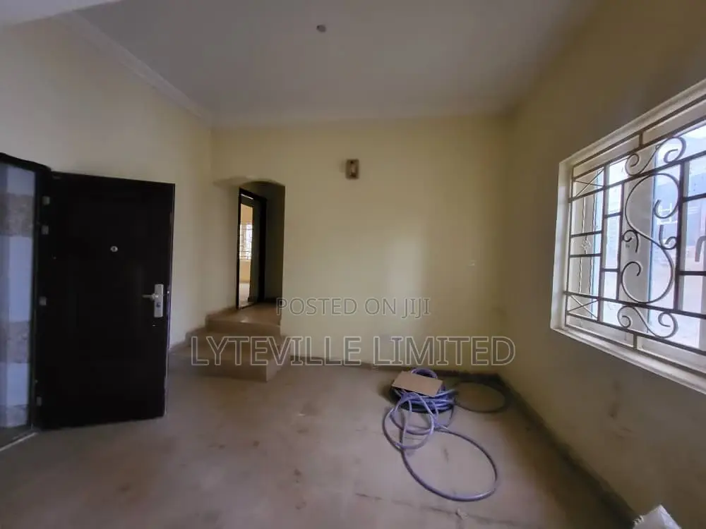 2bdrm House in Durumi for sale