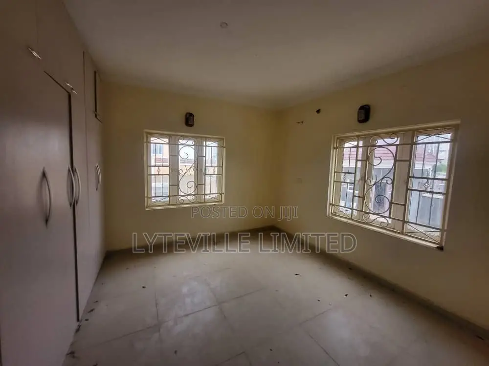 2bdrm House in Durumi for sale