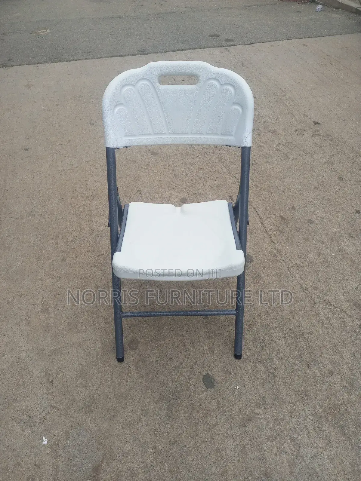 Very Strong and Affordable Foldable Chair